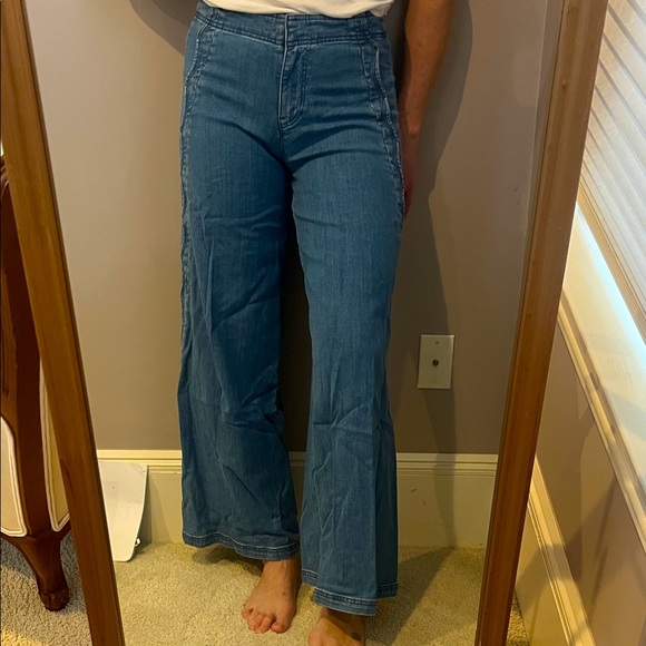 Maeve Anthropologie Wide-Leg Scalloped Edge Women's Jeans - Picture 4 of 9